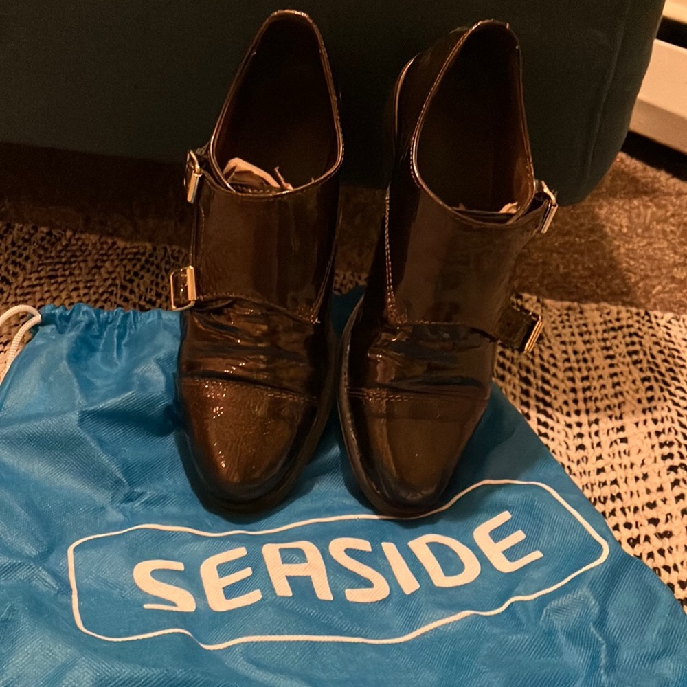 Brown/Bronze loafers—sparkle+shine, size 38 (fits 7.5-8 women’s)